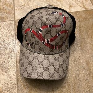 Gucci Snake hat